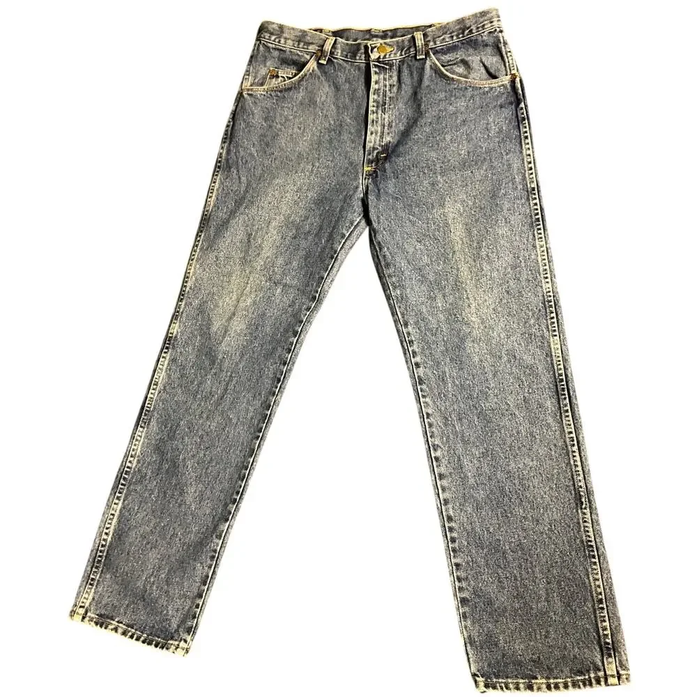 Wrangler Men's Jeans Regular Fit Straight Leg Size 36X32 Made in USA- (F86-039)